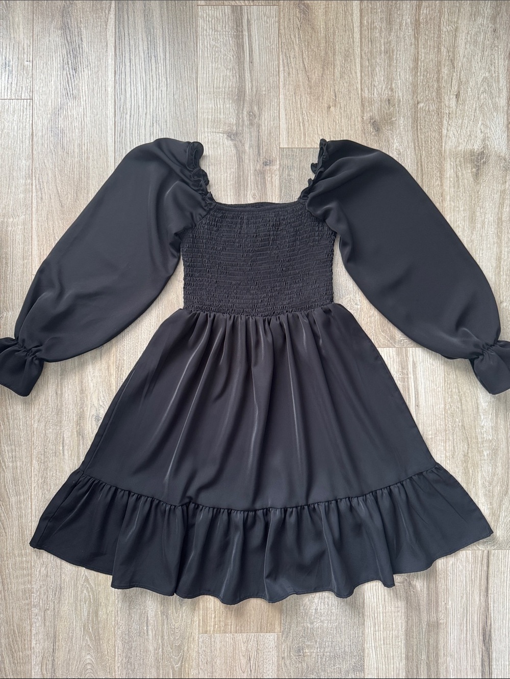 SHEIN Women’s Junior Black Puff-Sleeve Smocked Bodice Mini Dress Size S